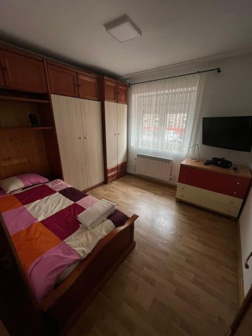 Piso 5 Min A Pie Del Centro Parking Gratis Apartment *